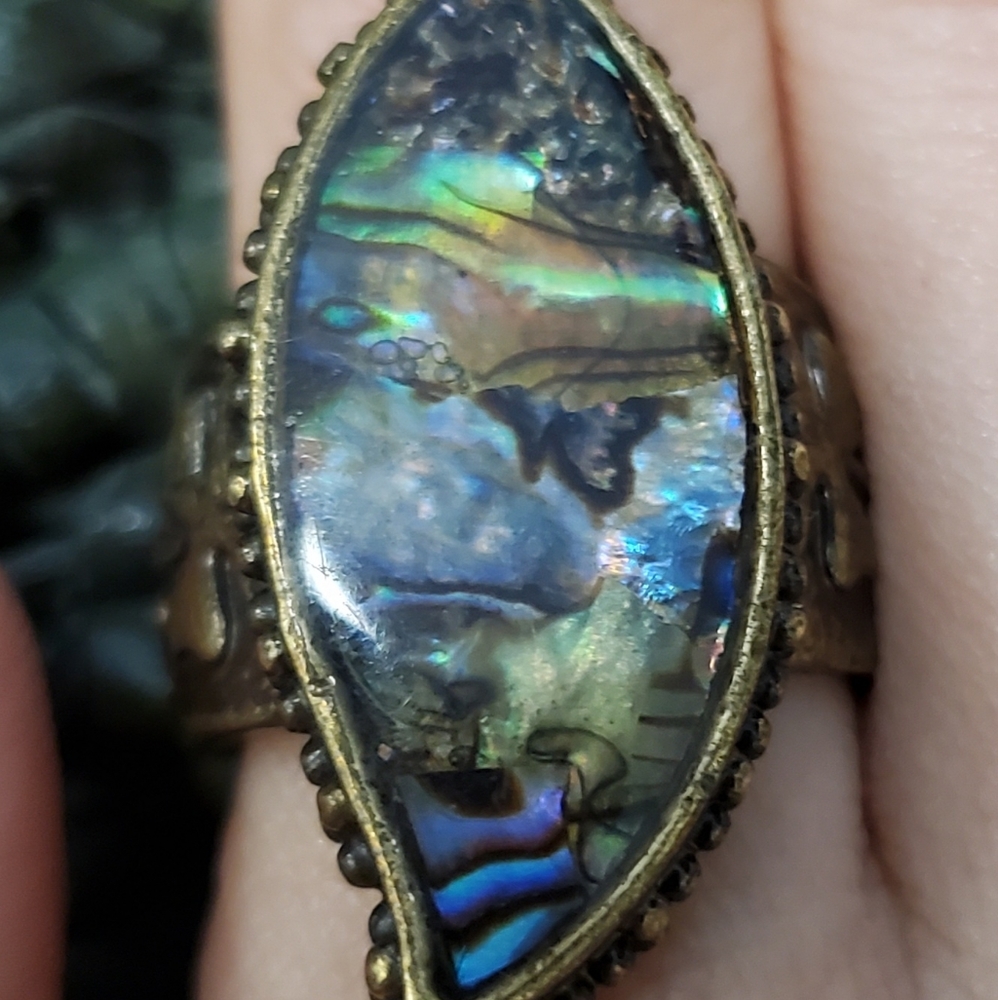 Vintage Abalone shell Ring